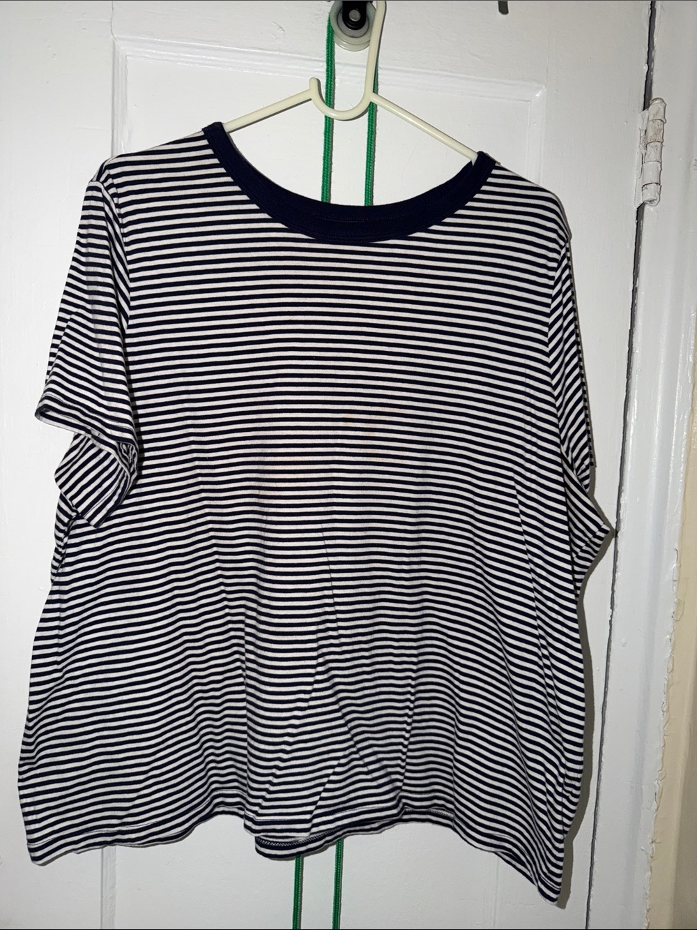 Old Navy Black and White Striped Short-Sleeve Tee